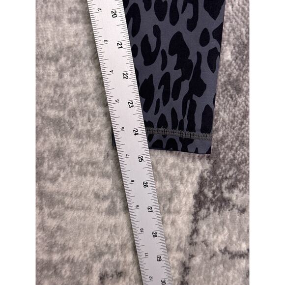 Carbon38 Black and Gray Animal Print Leggings S XS - Picture 5 of 6